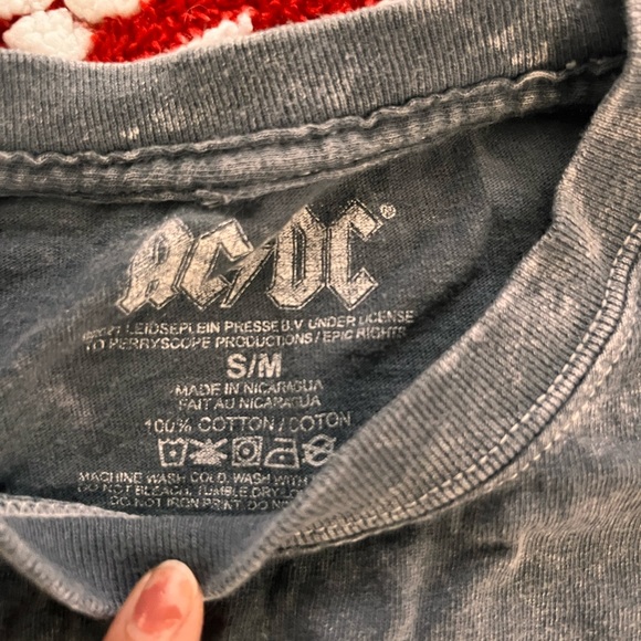 AC/DC graphic tee - Picture 2 of 2